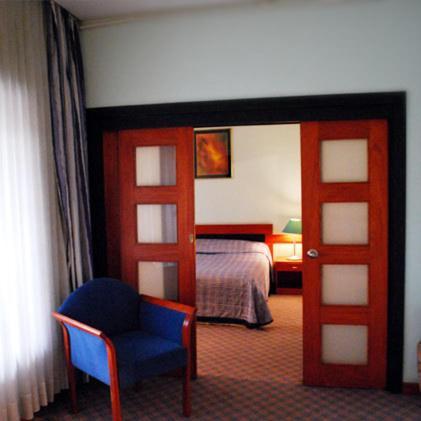 Tori Hotel Tiflis Habitación foto