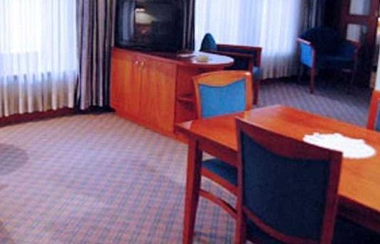 Tori Hotel Tiflis Habitación foto